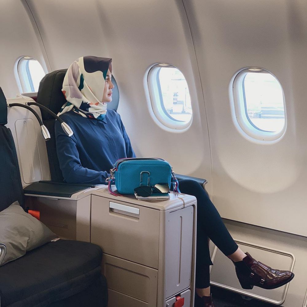 6 Kegiatan Luna Maya saat acara Syahrini-Reino di Jepang & Jakarta