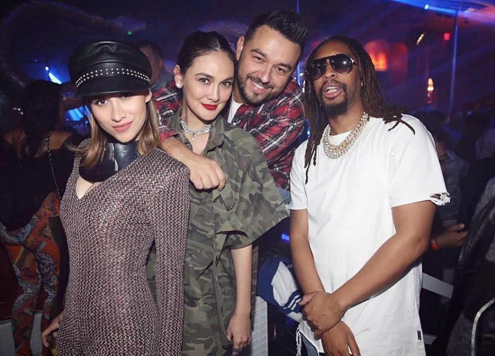 6 Kegiatan Luna Maya saat acara Syahrini-Reino di Jepang & Jakarta