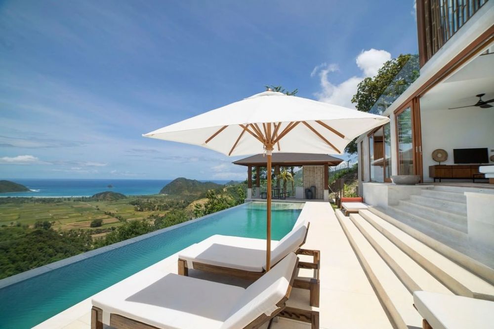 10 Foto resort megah lokasi honeymoon Ammar Zoni-Irish Bella