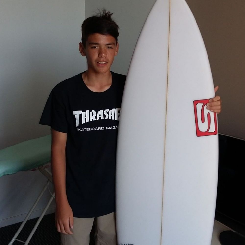 Jarang terekspos, ini 12 potret Aiden Rawles adik Amanda Rawles