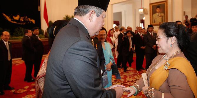Demokrat merapat ke Jokowi, perlukah SBY sowan ke Megawati?
