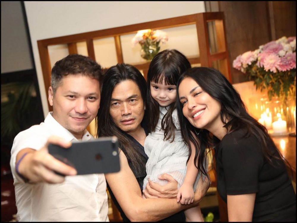 11 Momen perayaan ultah Gading Marten, Sophia Latjuba curi perhatian