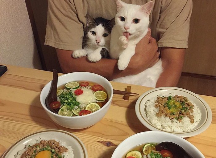 7 Kelakuan lucu nunggu bedug ini bikin tepuk jidat