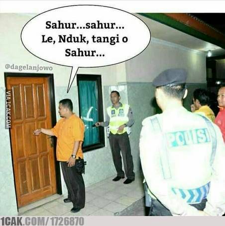 11 Meme lucu alarm sahur 'nggak biasa' ini bikin tepuk jidat