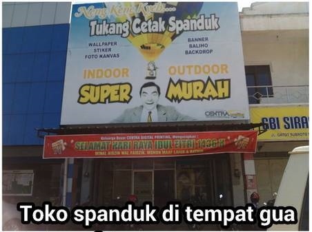 10 Spanduk iklan terinspirasi dari film ini bikin ngakak