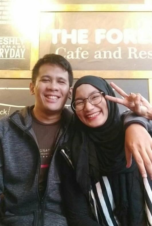 10 Momen mesra Zidan 'Lorong Waktu' bareng istri, menanti buah hati