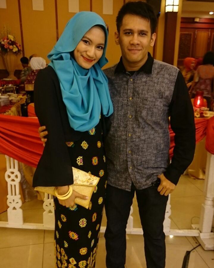 10 Momen mesra Zidan 'Lorong Waktu' bareng istri, menanti buah hati