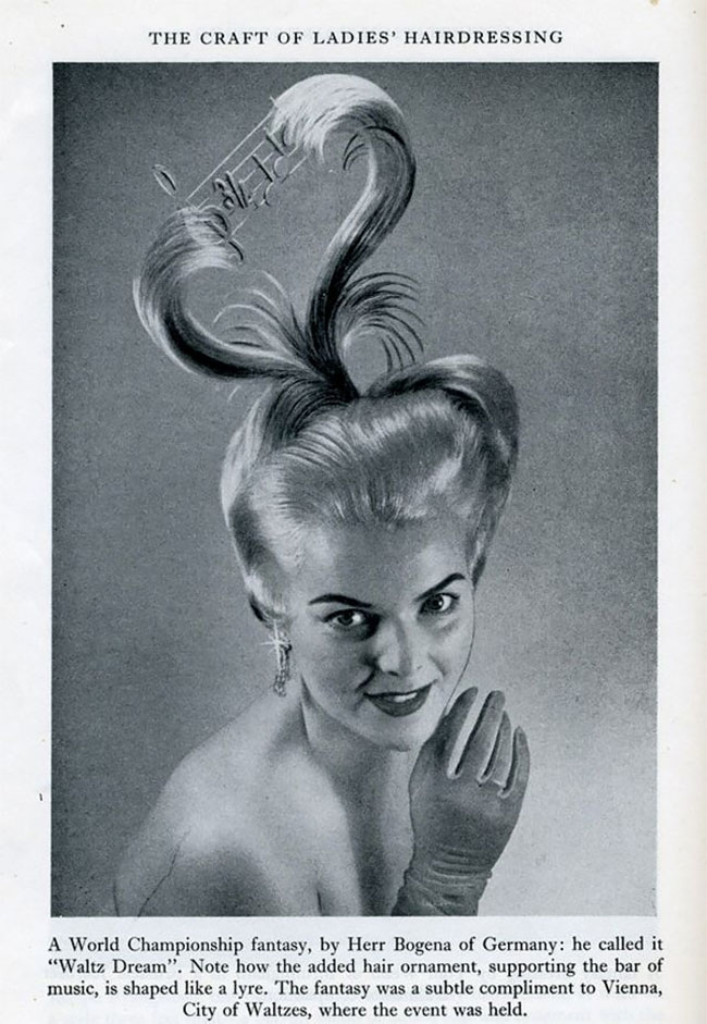 8 Foto kompetisi tata rambut era 1950-an, unik banget