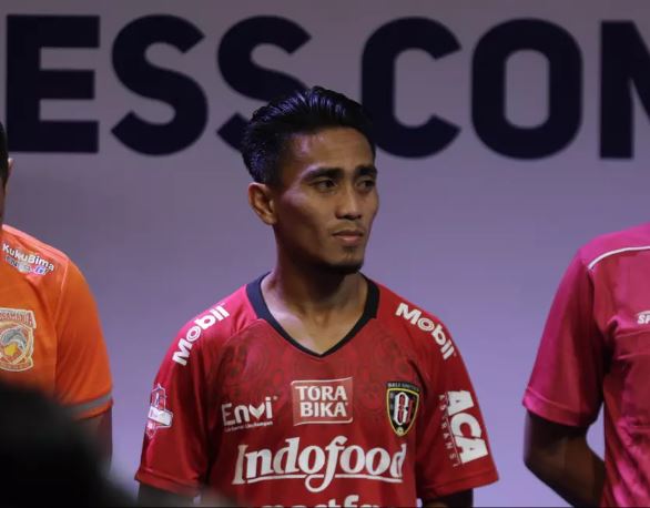 Parade 11 jersey baru klub Liga 1, makin elegan