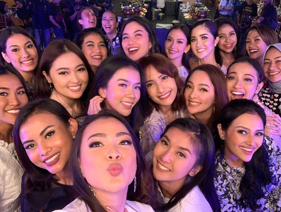 9 Foto mantan Puteri Indonesia buka bareng, Alya Rohali curi perhatian