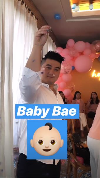 10 Momen perayaan ultah istri Chef Arnold, kuenya curi perhatian