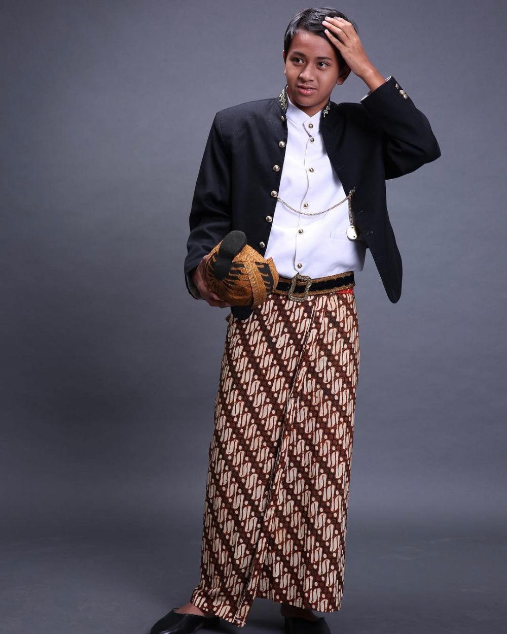 8 Foto Cavin Siahaan, putra Yuni Shara yang disebut mirip Raffi Ahmad