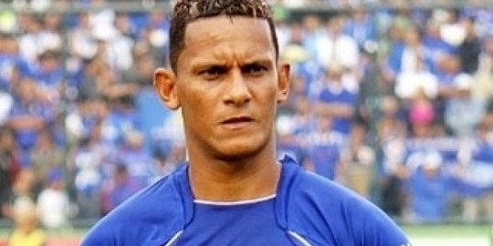 8 Pesepak bola asing di liga Indonesia ini putuskan jadi mualaf