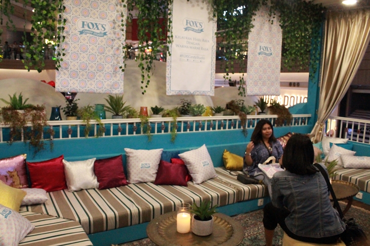 Kamu bisa bikin bingkisan spesial & unik di studio ini, nih 4 faktanya