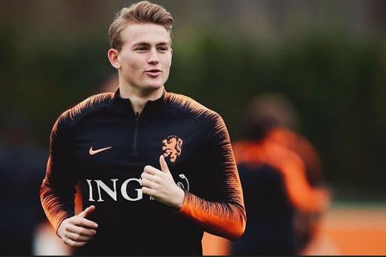 Jadi rebutan, Matthijs de Ligt dilaporkan gabung Barcelona