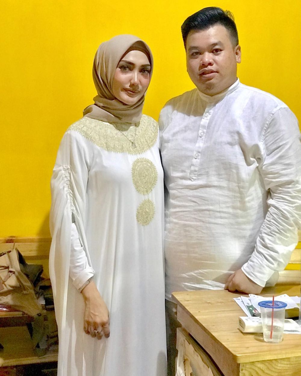 8 Momen mesra Yulita MasterChef bareng suami yang jarang terekspos