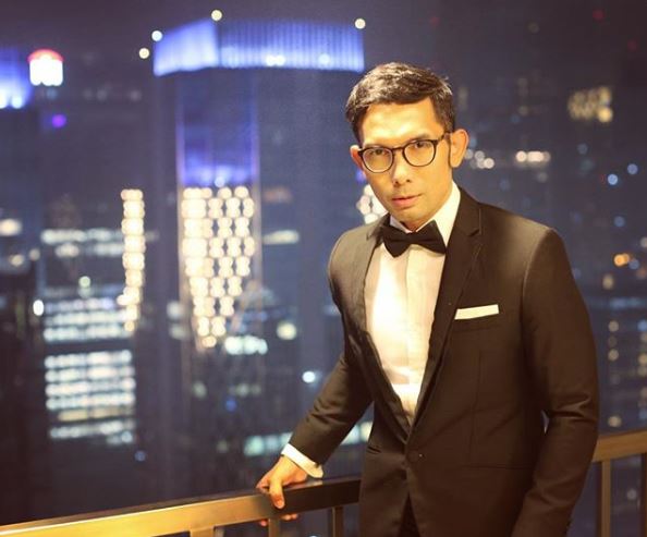 Sudah usia kepala empat, 6 seleb ganteng ini masih betah melajang