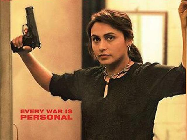 10 Transformasi Rani Mukherjee di berbagai film, cantiknya awet