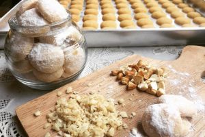 25 Resep kue putri salju lezat dan lembut di lidah