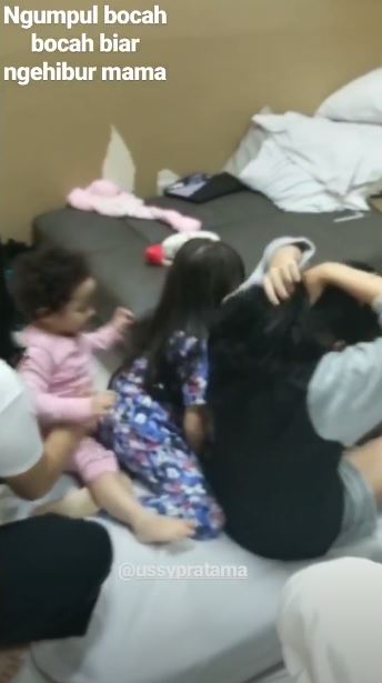 Dirawat di rumah sakit, begini 7 potret kondisi Ussy Sulistyawati