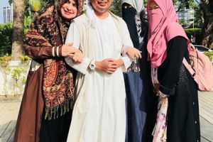 Ungkapan duka para istri dan anak sepeninggal Ustaz Arifin Ilham