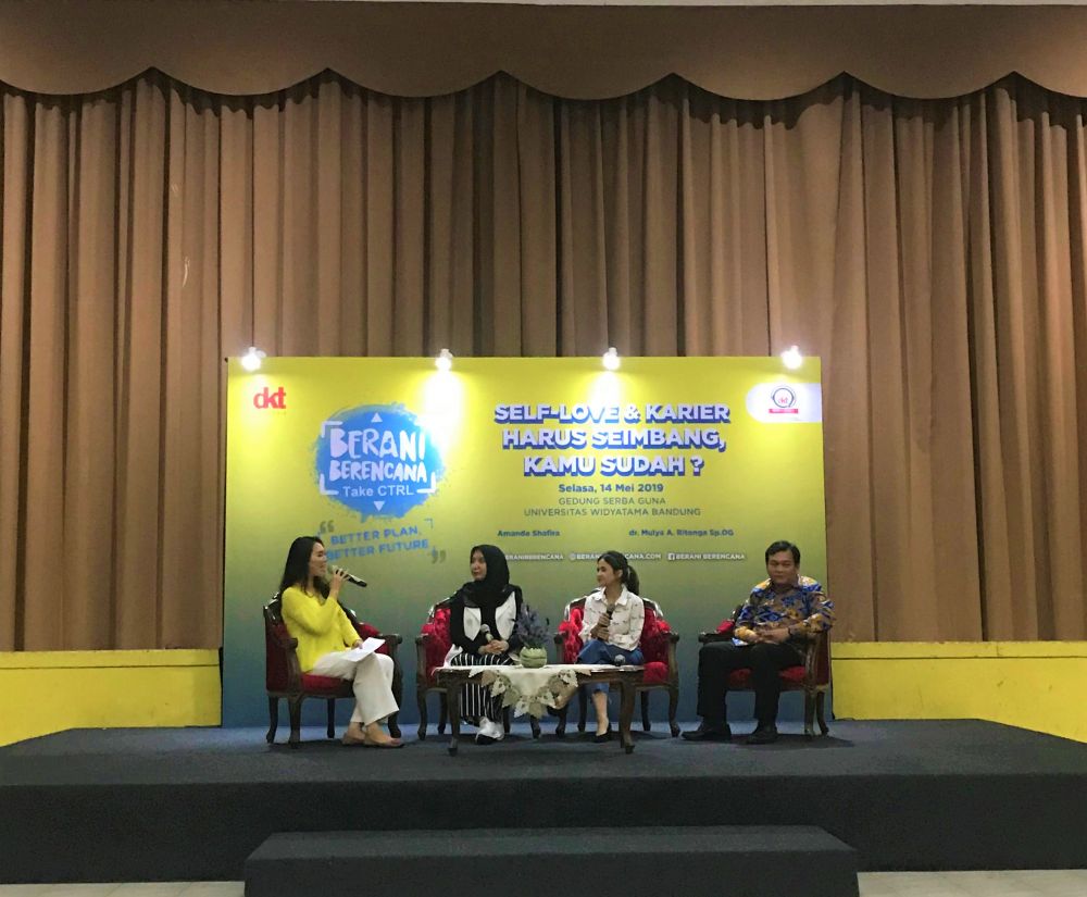 Ini cara basmi energi negatif agar karier & self-love seimbang