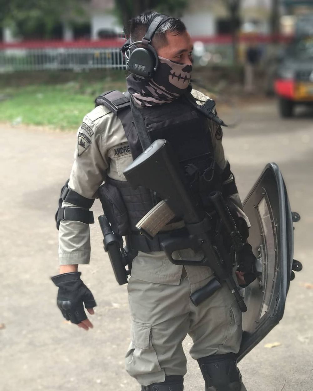 10 Potret Andre Iroth, anggota Brimob korban hoaks rusuh 22 Mei