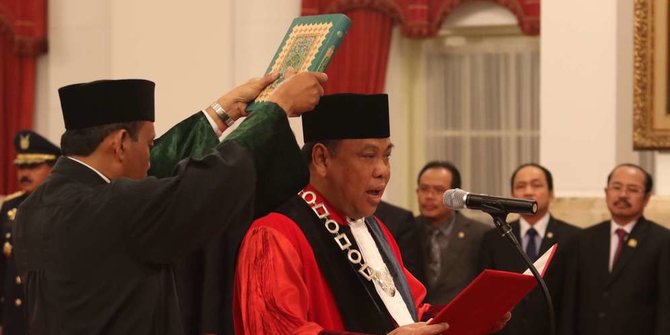 Ini rekam jejak 9 hakim MK yang mengadili sengketa Pilpres 2019