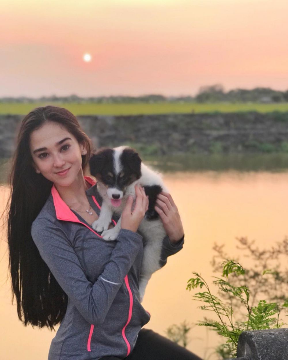 5 Fakta Natasha Ratulangi, bintang FTV yang meraih IPK 4.00