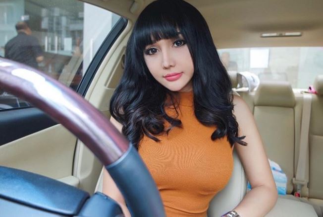 7 Perawatan kecantikan Lucinta Luna, ini rincian biayanya