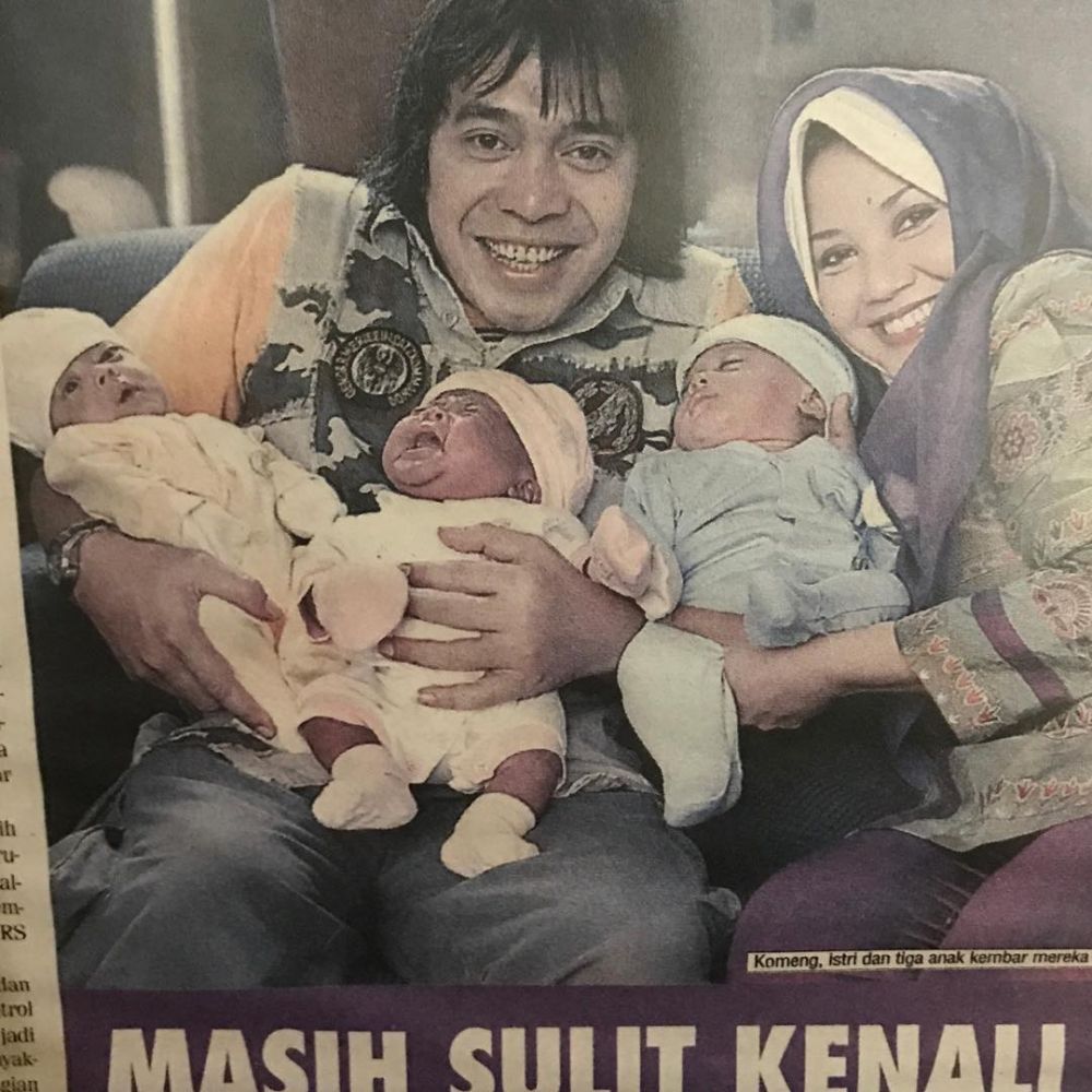 8 Momen kedekatan Komeng dan anak kembarnya yang jarang tersorot