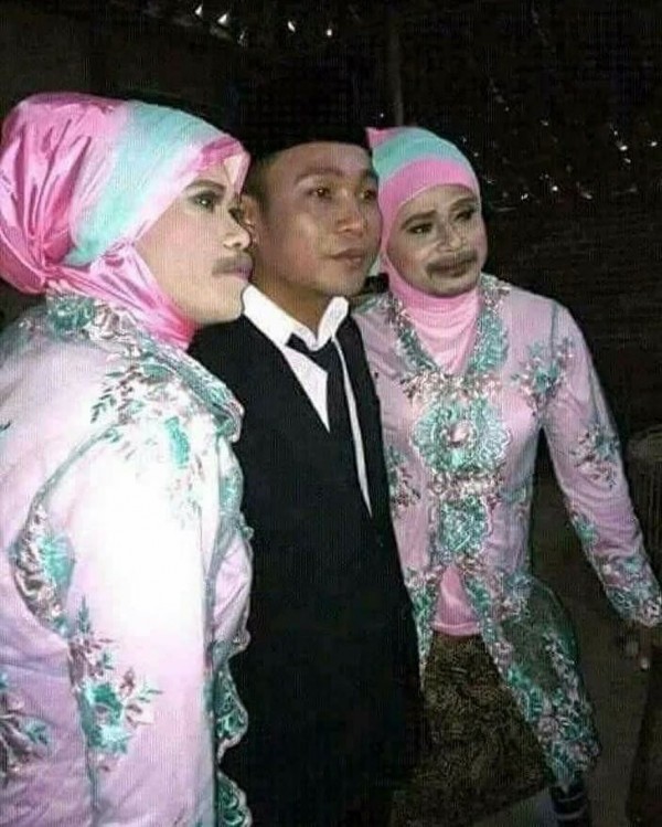 7 Potret pria kalau dandan jadi wanita ini bikin tepuk jidat