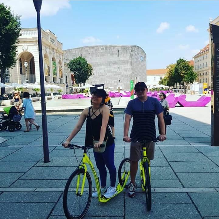 Jarang terekspos, ini 10 potret mesra Olivia Jensen dan suami