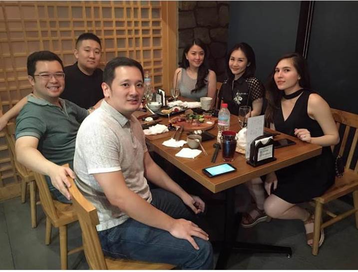 Jarang terekspos, ini 10 potret mesra Olivia Jensen dan suami