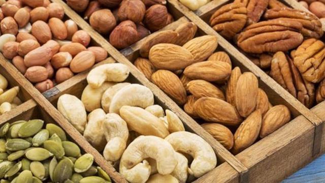 10 Makanan ini tingkatkan konsentrasi berkendara, cocok buat mudik