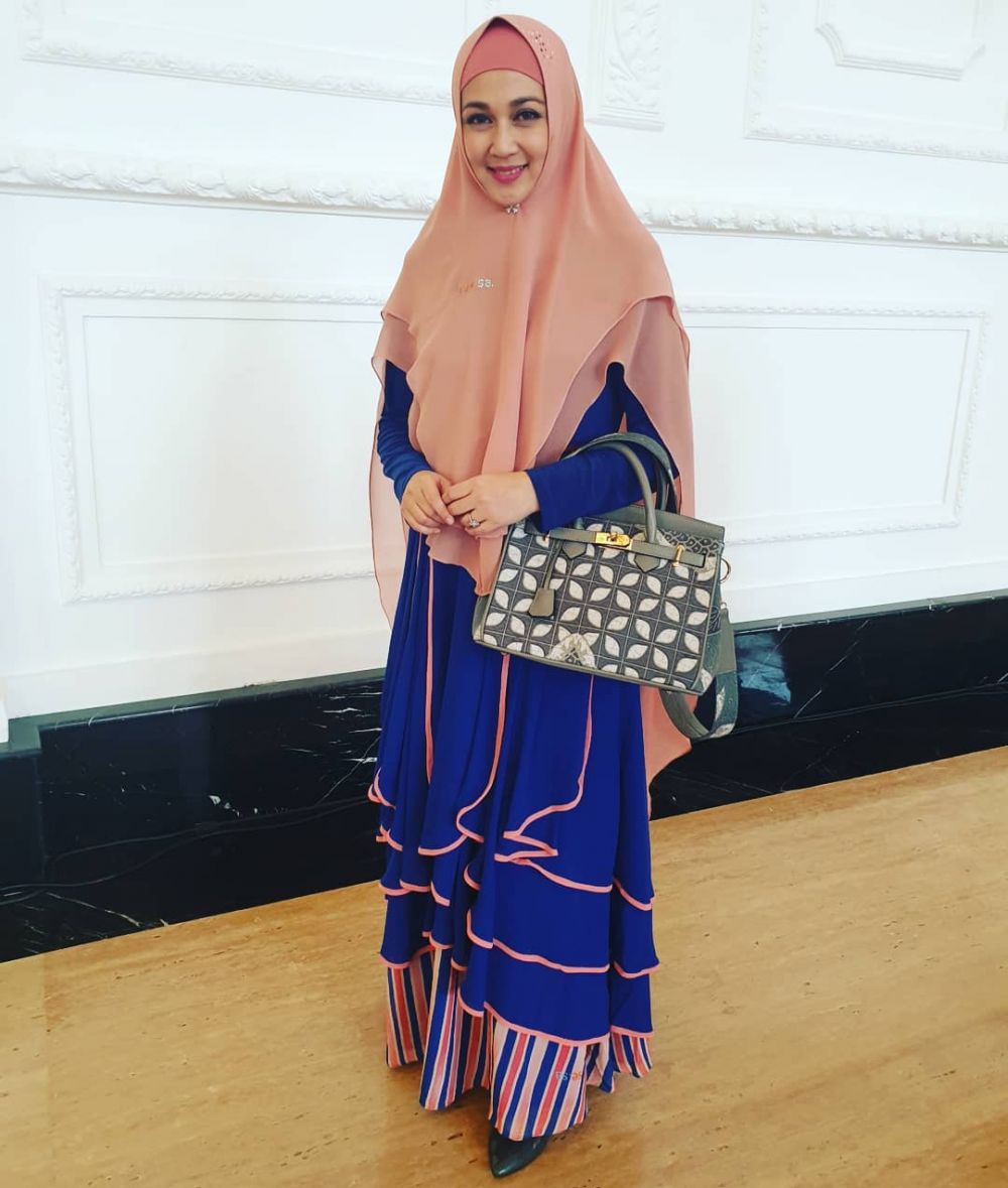 8 Seleb ini lewati Lebaran pertama sebagai single parents