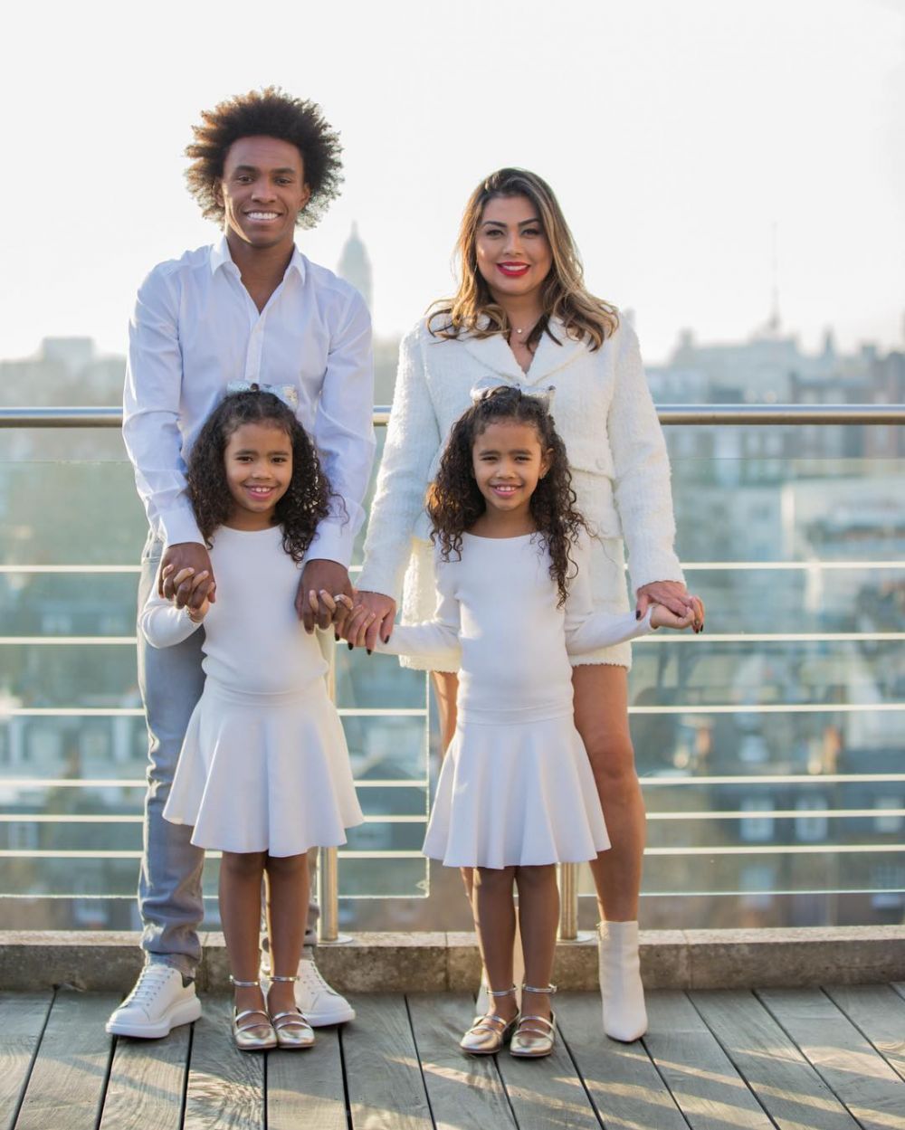 6 Pesepak bola dunia ini punya anak kembar, termasuk CR7