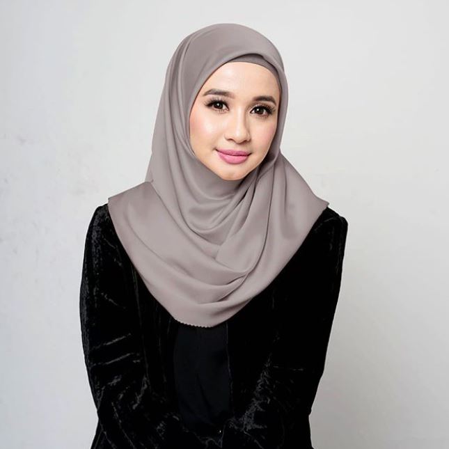 4 Seleb tajir ini jual rumah mewahnya, kenapa ya?