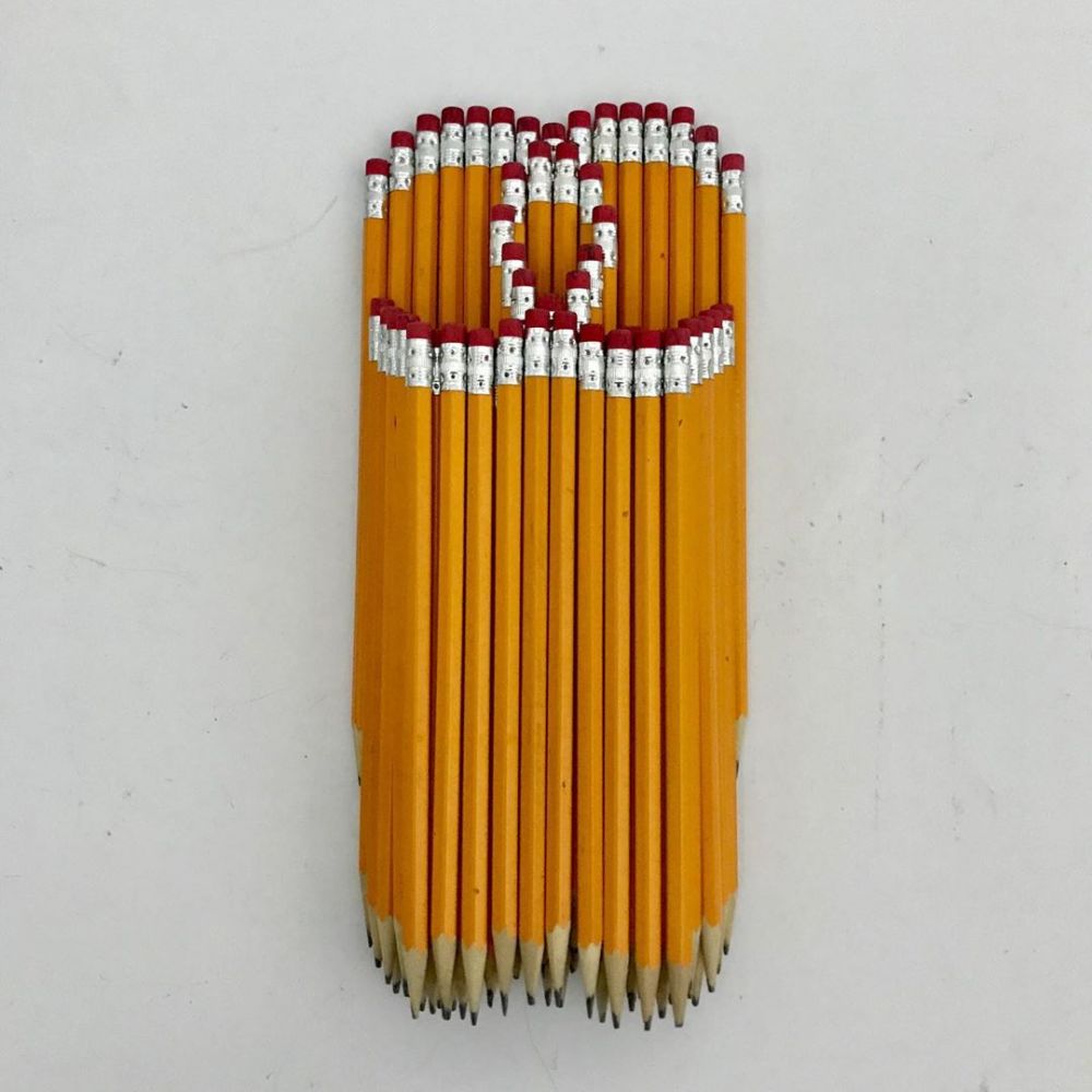 14 Karya berbentuk logo terkenal ini cuma pakai susunan pensil, keren