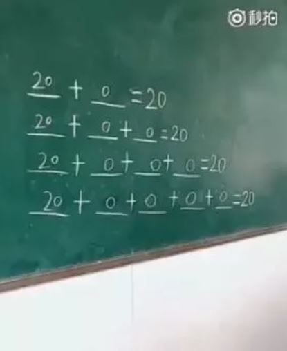 9 Tingkah lucu siswa waktu mengerjakan soal di papan tulis ini kocak