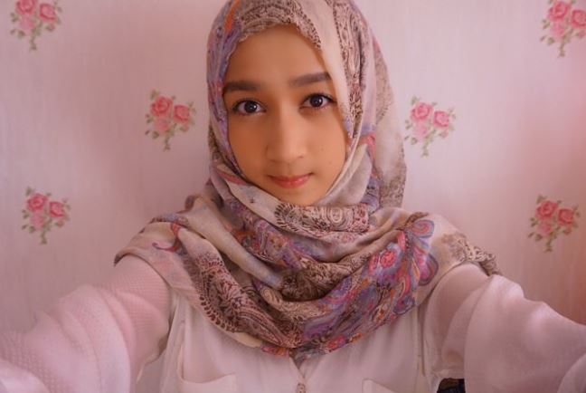 Potret 4 seleb Indonesia keturunan Jepang pakai hijab, memesona