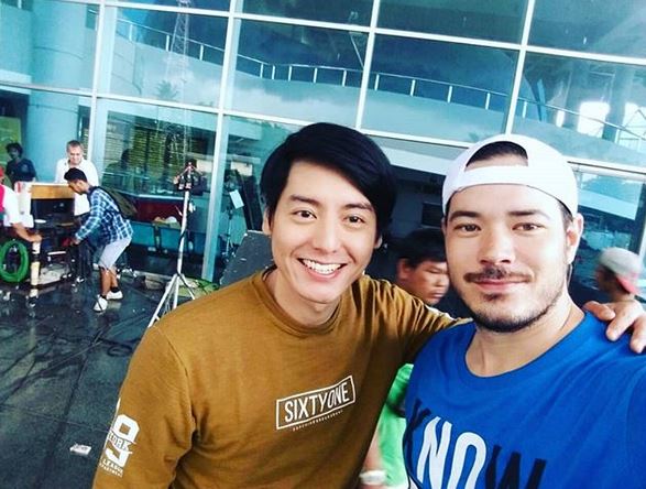 10 Transformasi Roger Danuarta, foto terbarunya bikin kaget