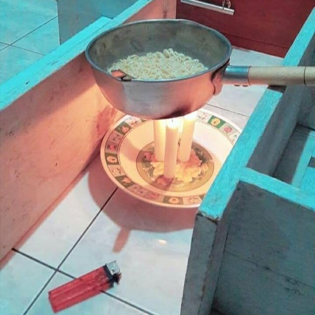 10 Momen apes masak mi instan ini nyeseknya berkepanjangan