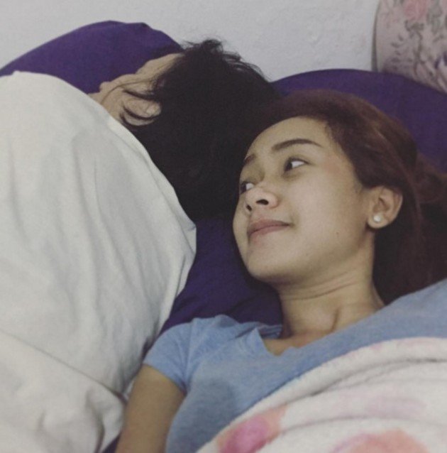 7 Pesona Cita Citata tanpa makeup, bukti cantiknya tak pudar