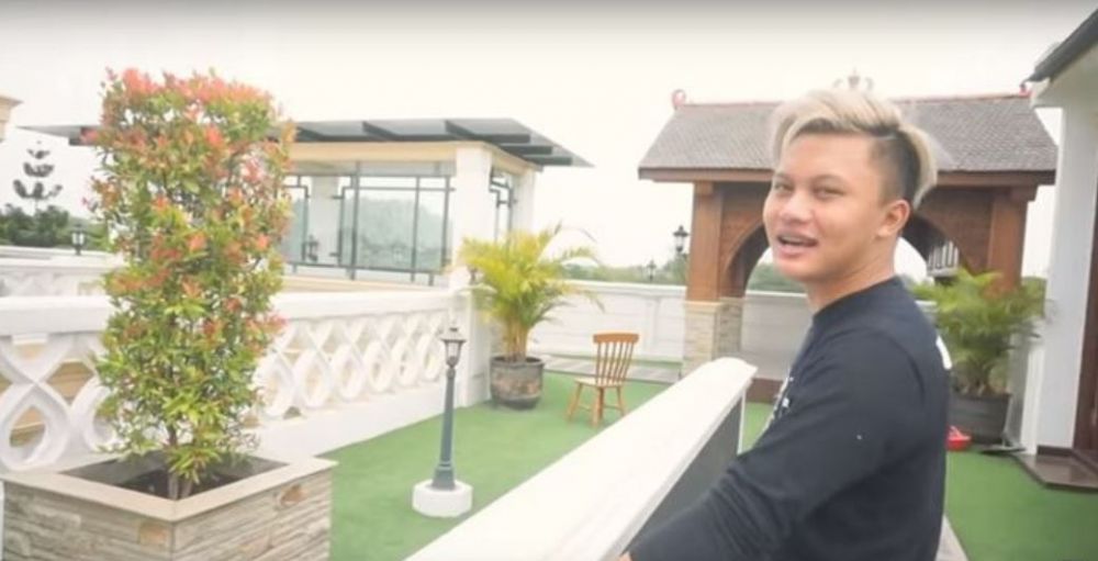 Rooftop 7 rumah seleb ini cozy abis, bisa lihat sunset hingga renang