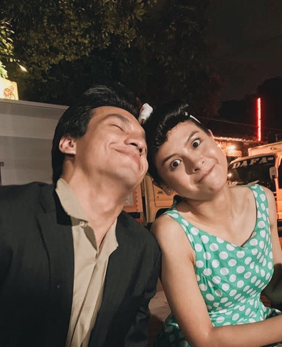 9 Potret Maudy Ayunda perankan Ainun muda ini memesona banget