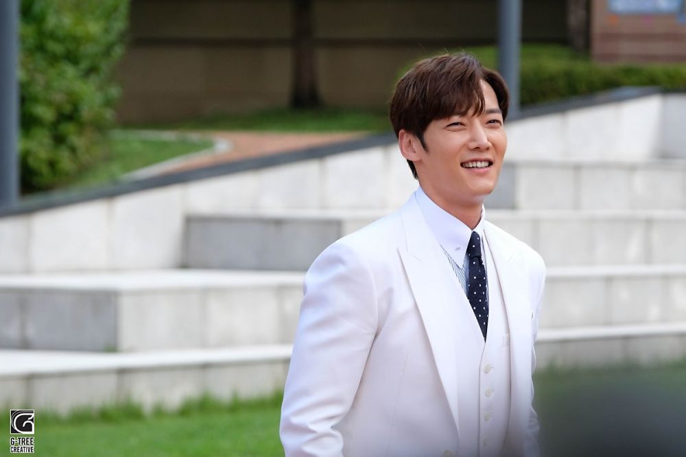 11 Drama Korea dengan karakter CEO ganteng, bikin susah move on