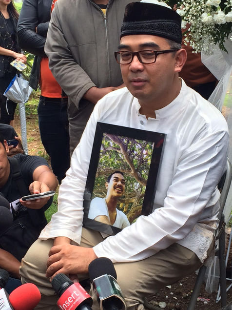 Ketegaran 8 seleb mengasuh anaknya yang berkebutuhan khusus