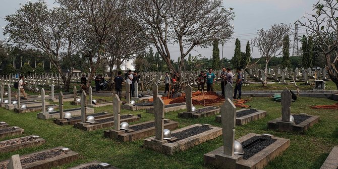 Ini prosesi pemakaman Ani Yudhoyono, Jokowi jadi Inspektur upacara
