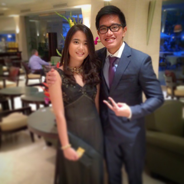 Kerap kasual pakai kaus, ini 8 gaya Kaesang tampil formal